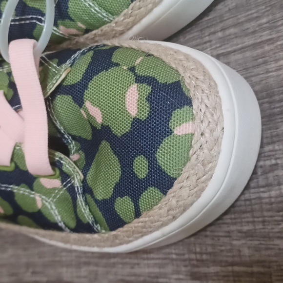 Spenco Camo Tennis Shoes NWOT - Picture 2 of 9